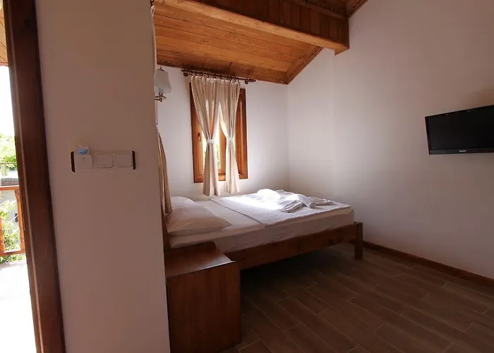 Elly's Mesudiye (Datca)