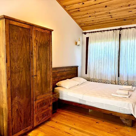 Elly's Mesudiye (Datca)